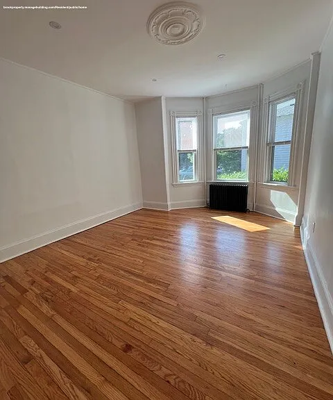 51 Custer St #1 — Photo 1