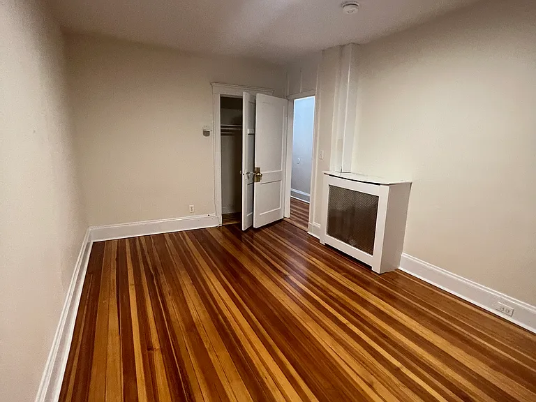 10 Barrows St #4 — Photo 3