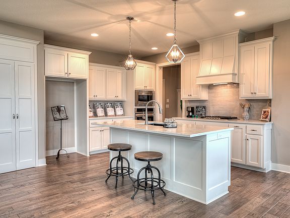 6th image of this home