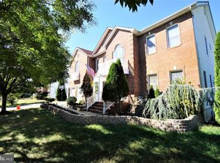 45392 Saynamkhan Ct, Sterling, VA 20164