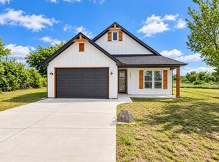 1621 County Road 4764, Boyd, TX 76023