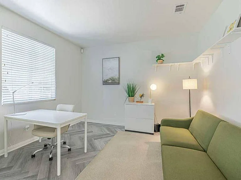 3423 Racquet Ln — Photo 23