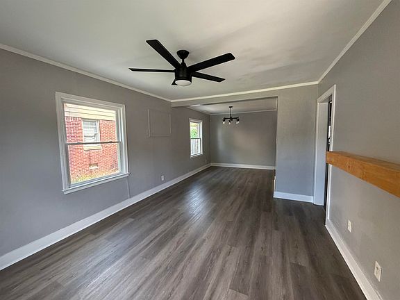 3rd image of 1040 Treadwell St