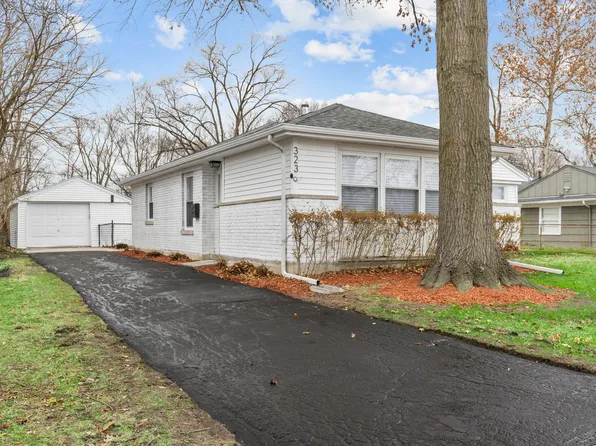 323 Sauk Trl, Park Forest, IL 60466