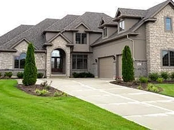 8427 Primrose Way, Waynesville, OH 45068