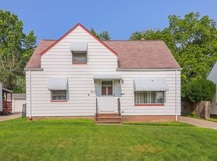 5620 Sunny Lane Rd, Maple Heights, OH 44137