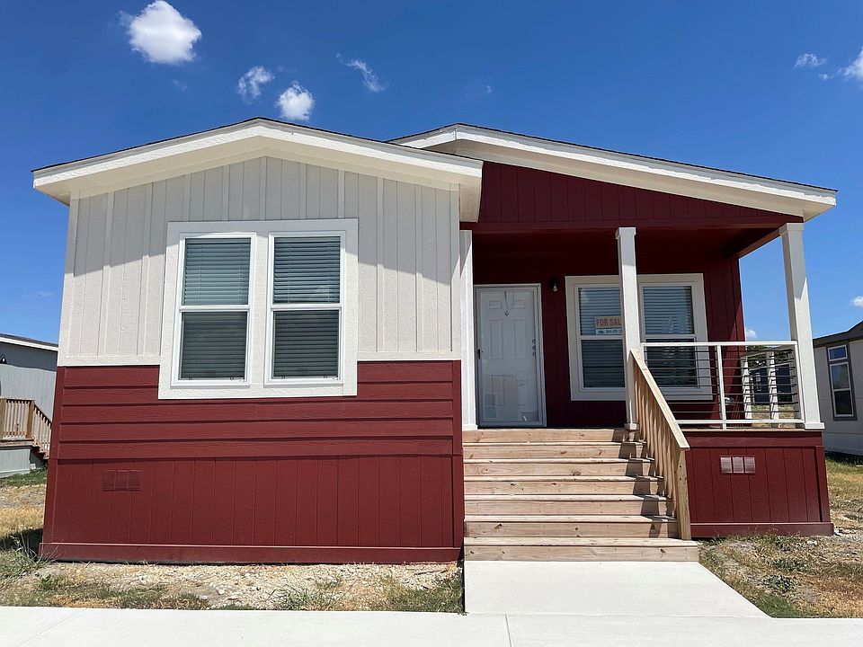 1st image of 129 Pineland Ave #63