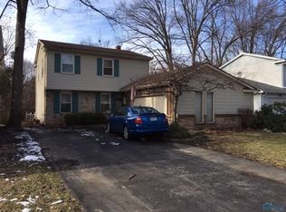 5427 Honeymaple Ln, Toledo, OH 43623