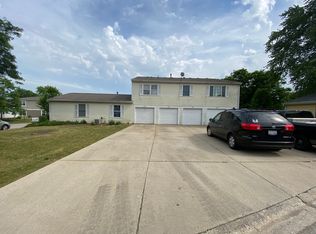 244 Harvest Ct, Vernon Hills, IL 60061