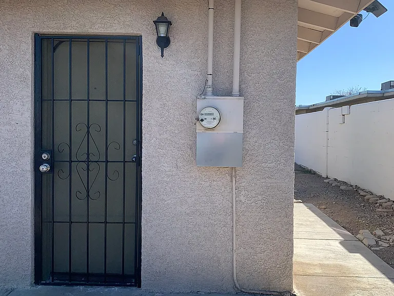 1803 Linden Ave — Photo 22