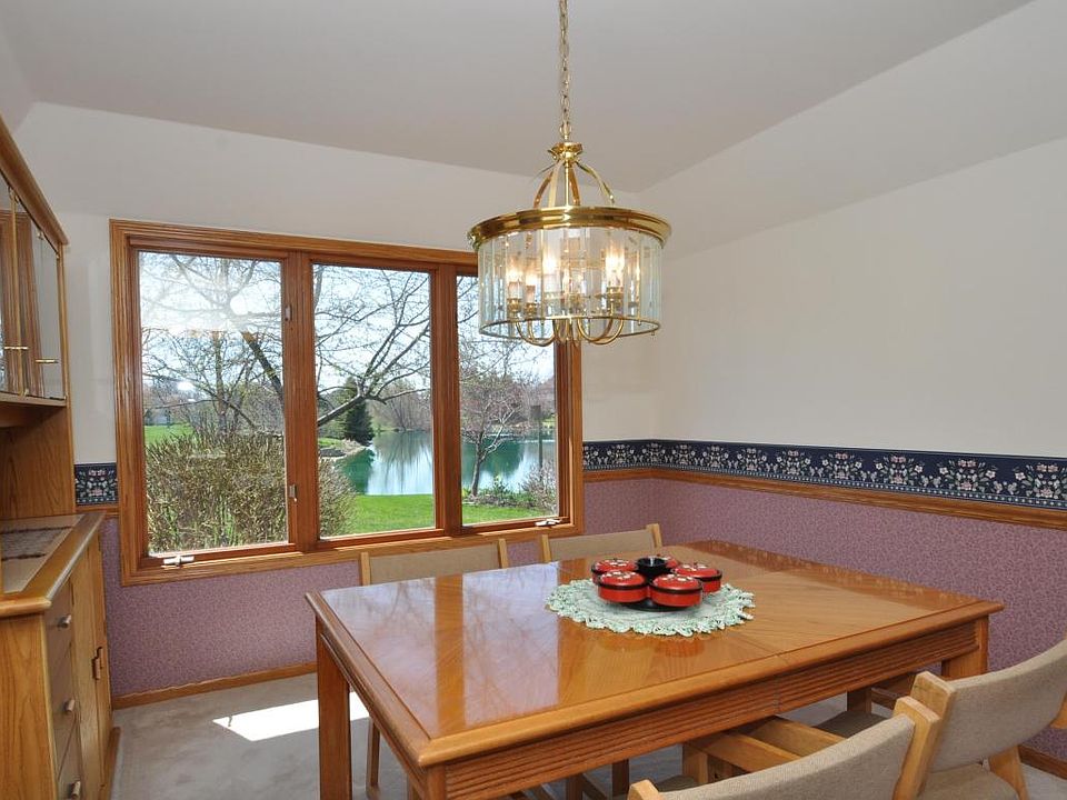 Arry♡ 3645 Zachary Ct, Racine, WI 53403 | Zillow