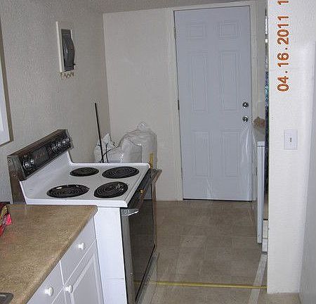 4th image of 16759 N Park Ave N