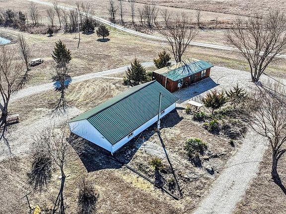 4th image of 1955 Oregon Rd