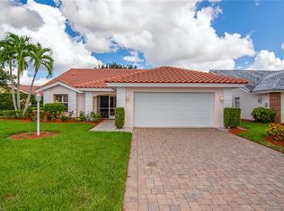170 Saint James Way, Naples, FL 34104