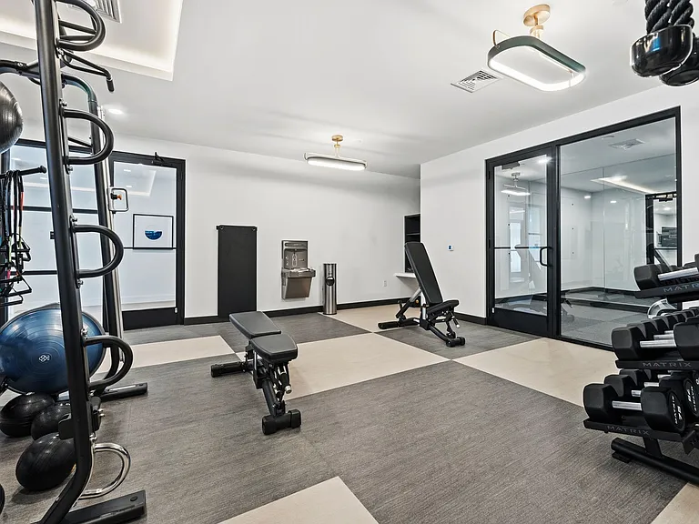 2454 Lafayette Rd #201 — Photo 42