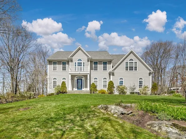 526 Barrack Hill Road, Ridgefield, CT 06877