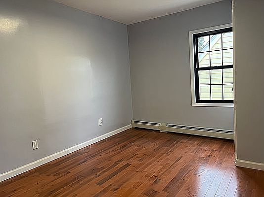 4th image of 152-06 85th Ave #2F