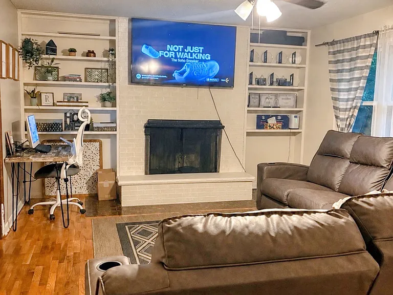 1806 Safari Dr — Photo 4