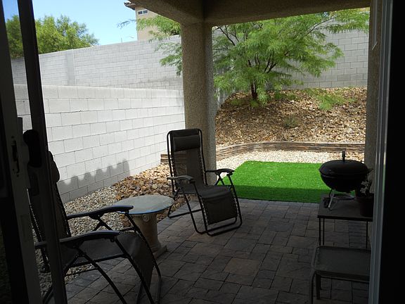 5th image of 2842 Murray Hill Ln