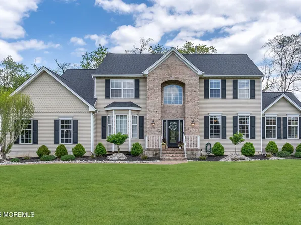 51 Manfre Court, Freehold, NJ 07728