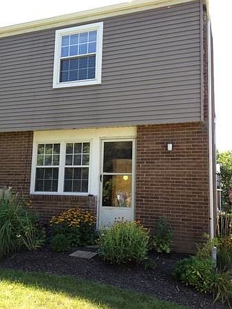 1st image of 236 E Commons Dr