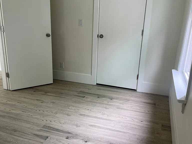 843 Roberta St #A — Photo 6