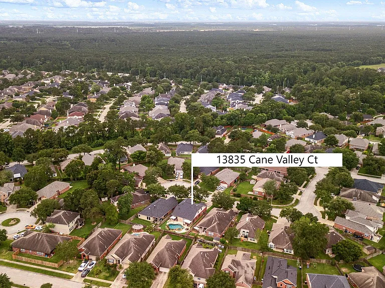 13835 Cane Valley Ct — Photo 46