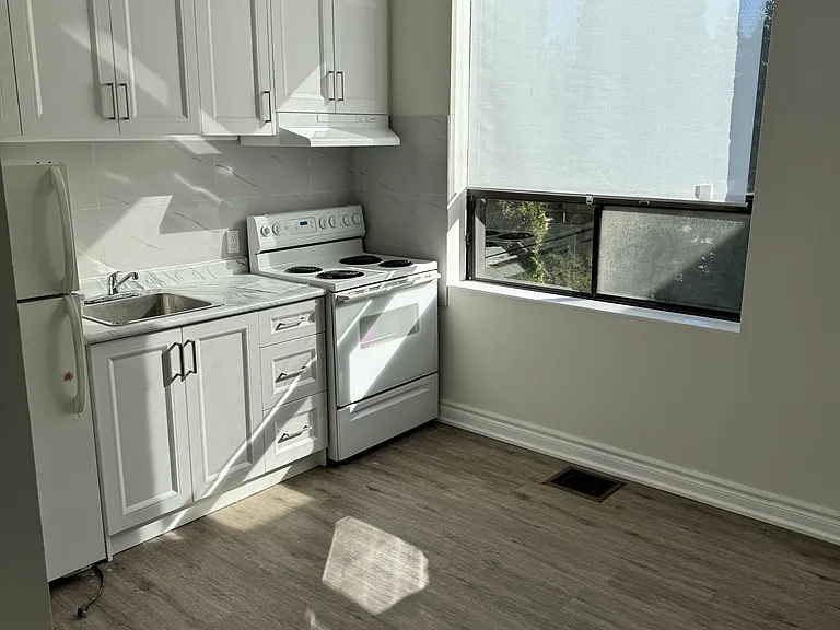 765 Pape Ave #206 — Photo 3