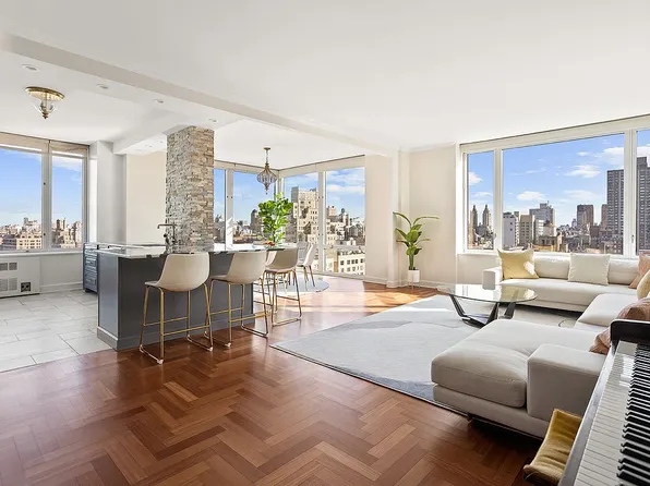 220 Riverside Blvd APT 22D, New York, NY 10069