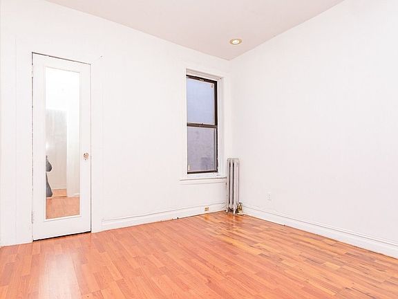 5th image of 327 Eastern Pkwy #P1
