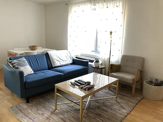 Rented by Compass | media 10