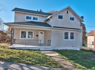 325 Carbon St, Archbald, PA