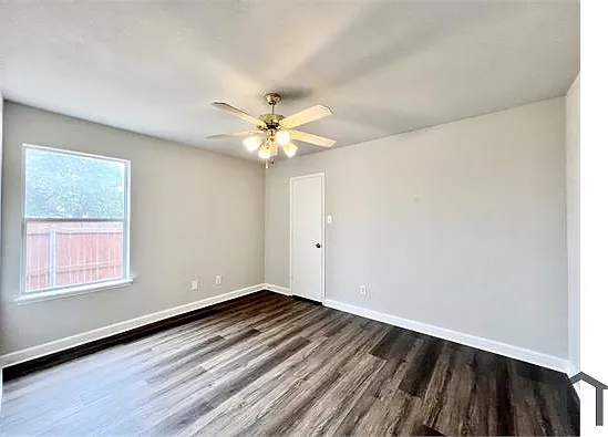 306 Lone Wolf Ct — Photo 8