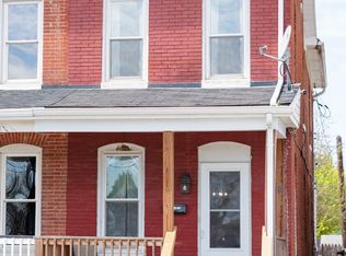 11 Pine St, Hanover, PA 17331