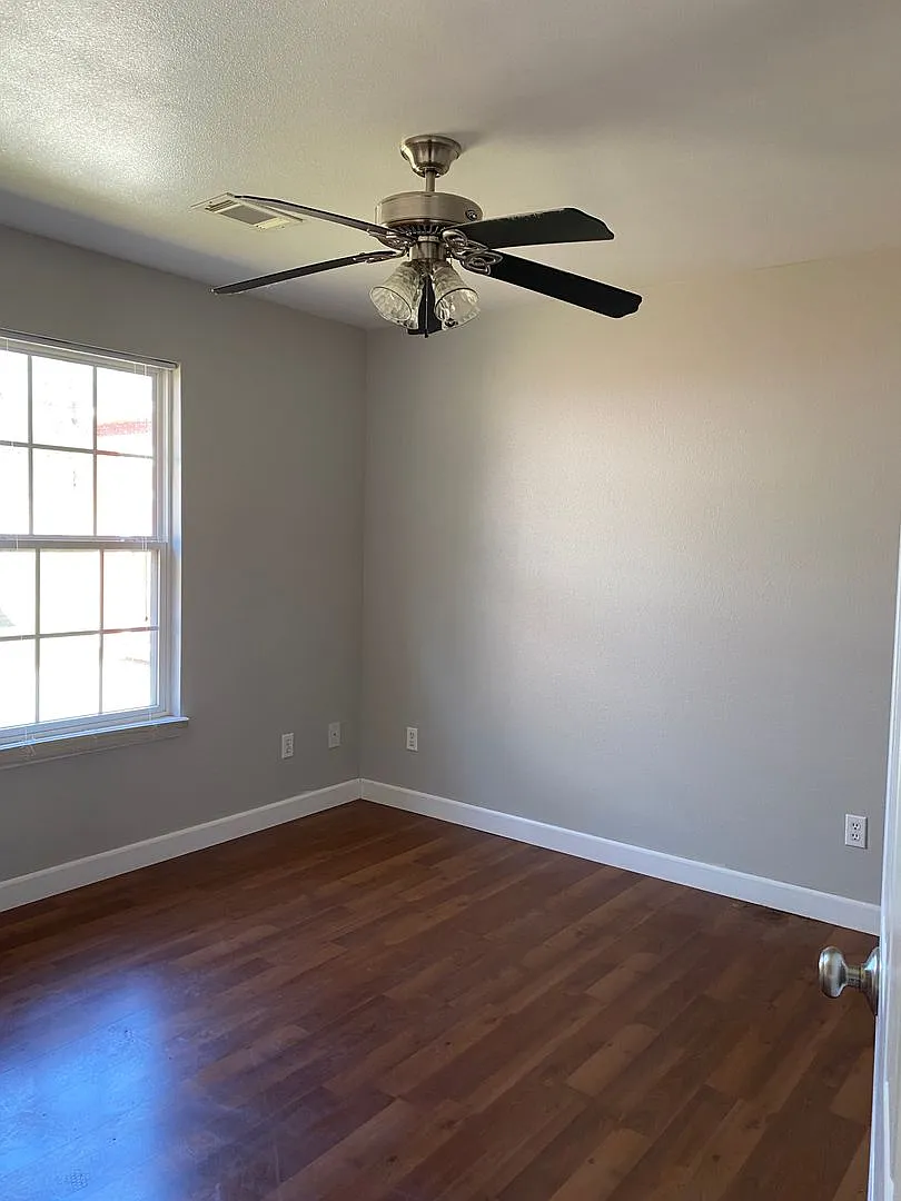 305 Cedar Creek Drive #A — Photo 4