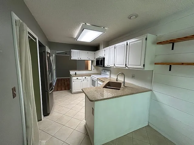 8064 Kilwinning Ln — Photo 8
