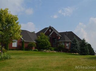 4372 Timber Ridge Dr, Romeo, MI 48065