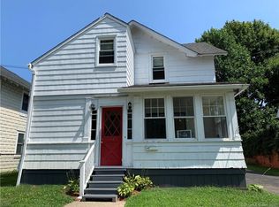14 Spring St, Milford, CT 06460