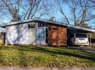 29590 Everett St, Southfield, MI 48076