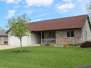 520 Redwing Ct, Campbellsport, WI 53010