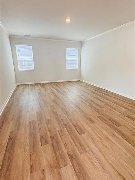 129 King Vlg — Photo 12
