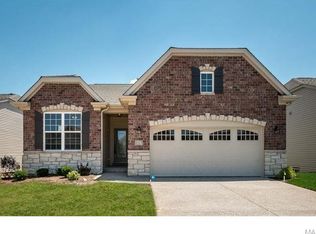 1517 Woodside Hills Dr, Saint Peters, MO 63376