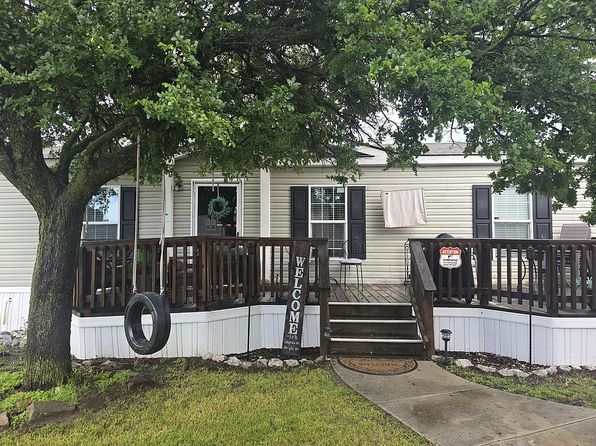 1203 Mexia Ct