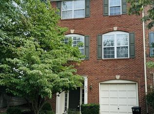 4025 Shaughnessy Ct, Fairfax, VA 22030