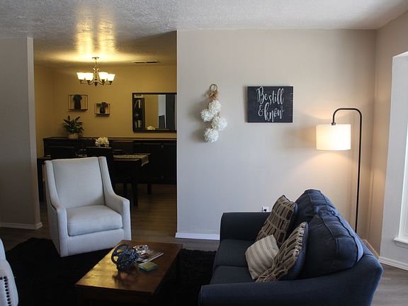 4th image of 6605 Orphelia Ave NE