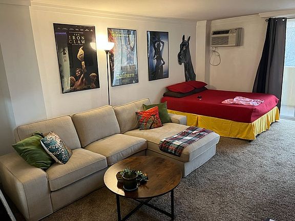 3rd image of 1035 Colorado Blvd APT 407