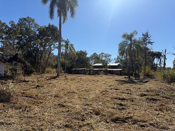2nd image of 18226 Palm Beach Blvd