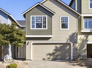 21847 NE Heartwood Cir, Fairview, OR 97024