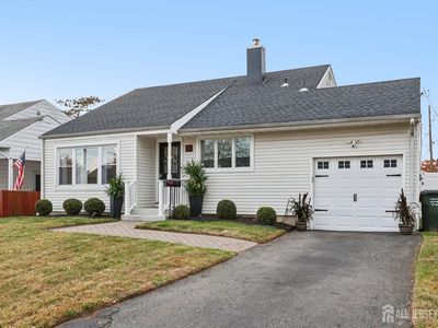 3 McKinley Ave, Colonia, NJ, 07067