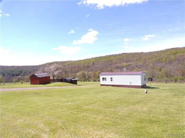 7581 N Branch Rd, Friendship, NY 14739